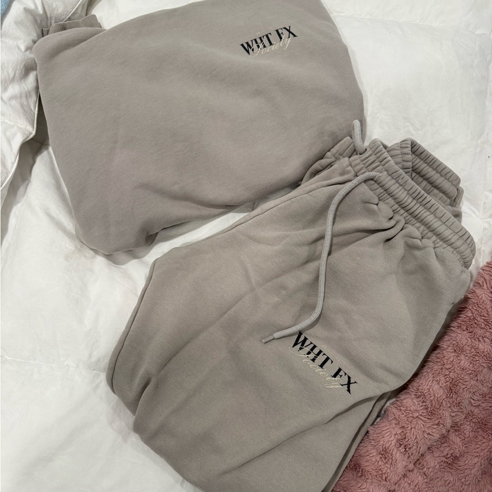 White Fox Boutique Gray Sweatshirt & Hoodie Set
